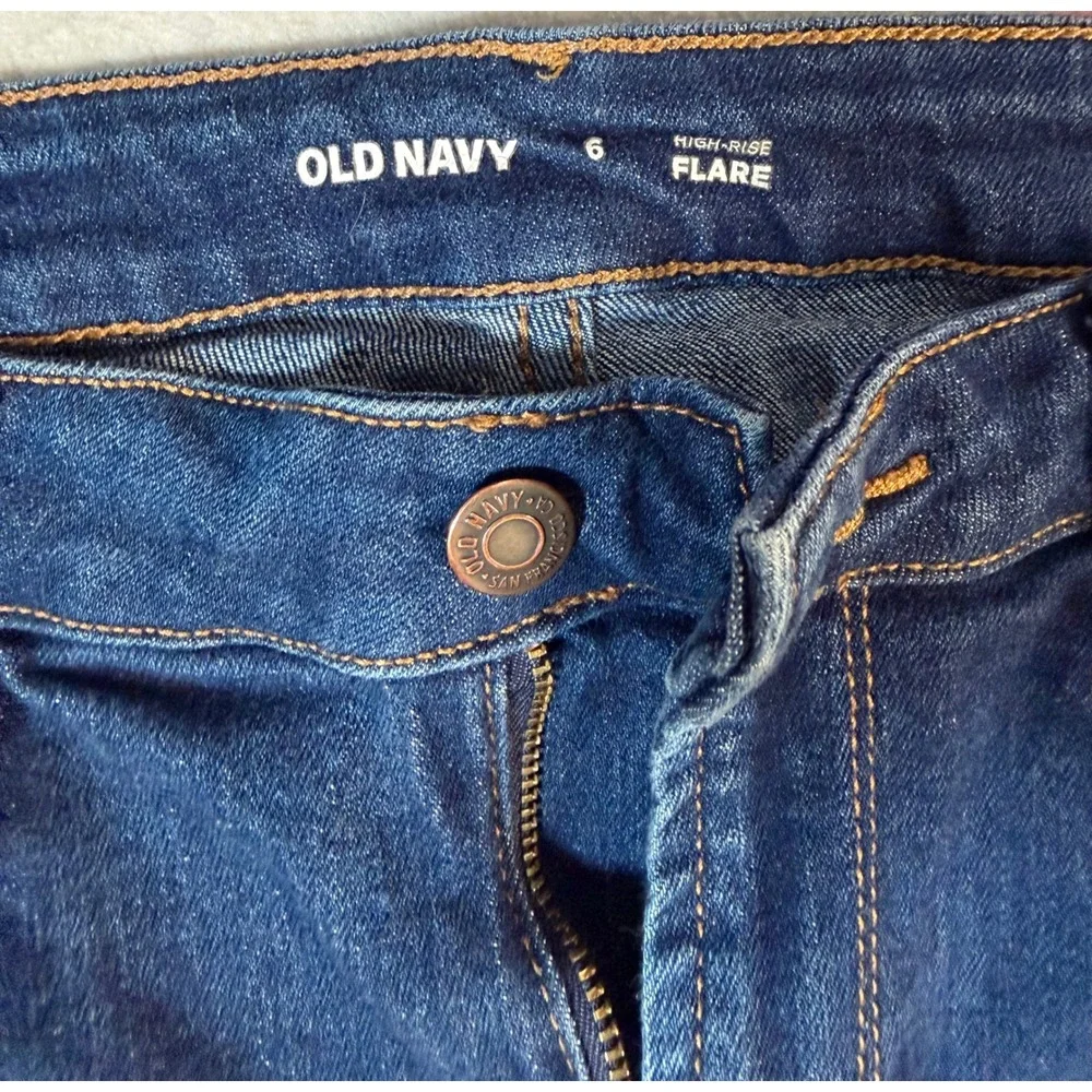 Old Navy High Rise Flare Jeans Womens 6 Dark Wash Denim Pants High Waisted